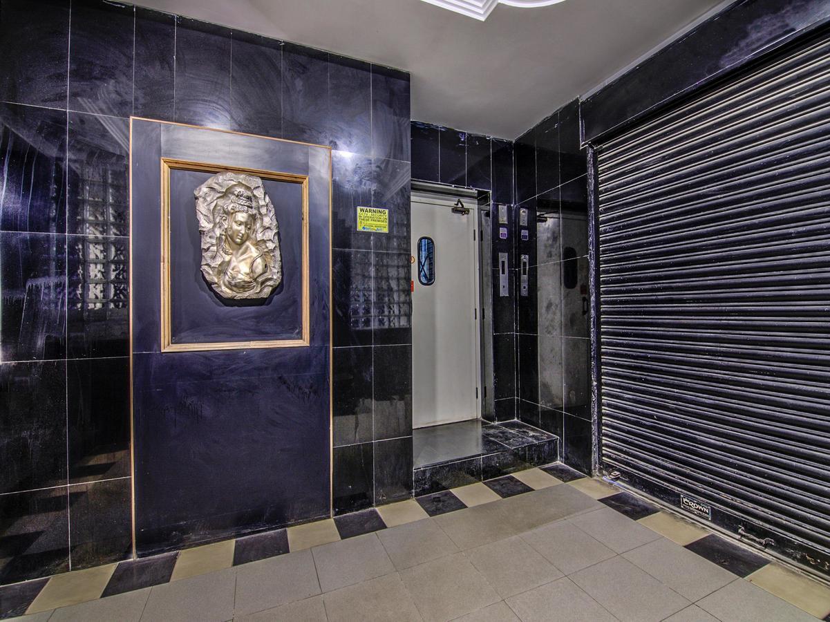 Hotel Golden Gates 班加罗尔 外观 照片