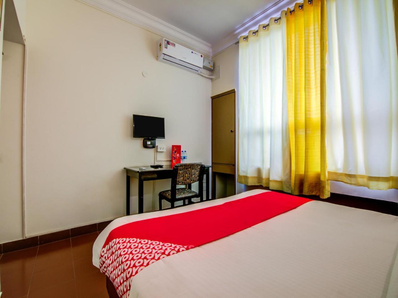 Hotel Golden Gates 班加罗尔 外观 照片